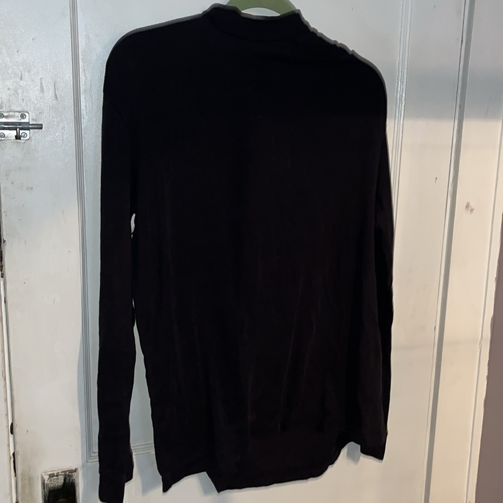 Black croft, and borrow not mock neck T longsleeved size large